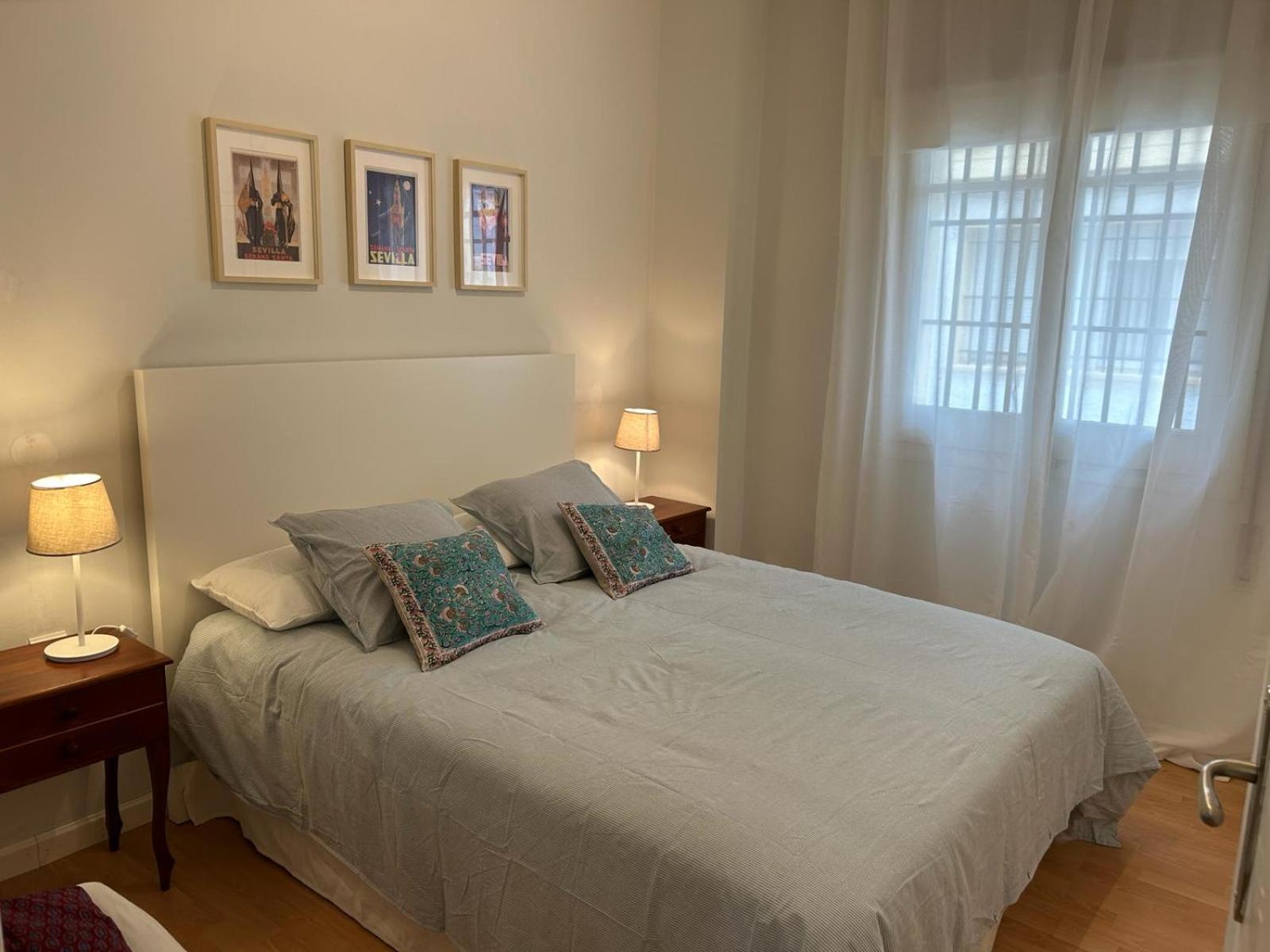 2 Bedroom Apartment By Guadalquivir River Seville Ngoại thất bức ảnh